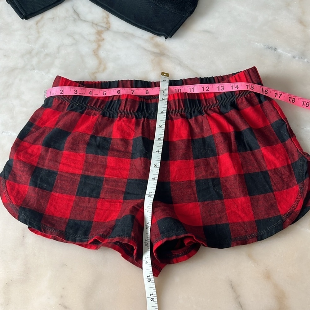 Wondershop Black and Red Plaid Pajama Set with Eye Mask - Picture 6 of 14